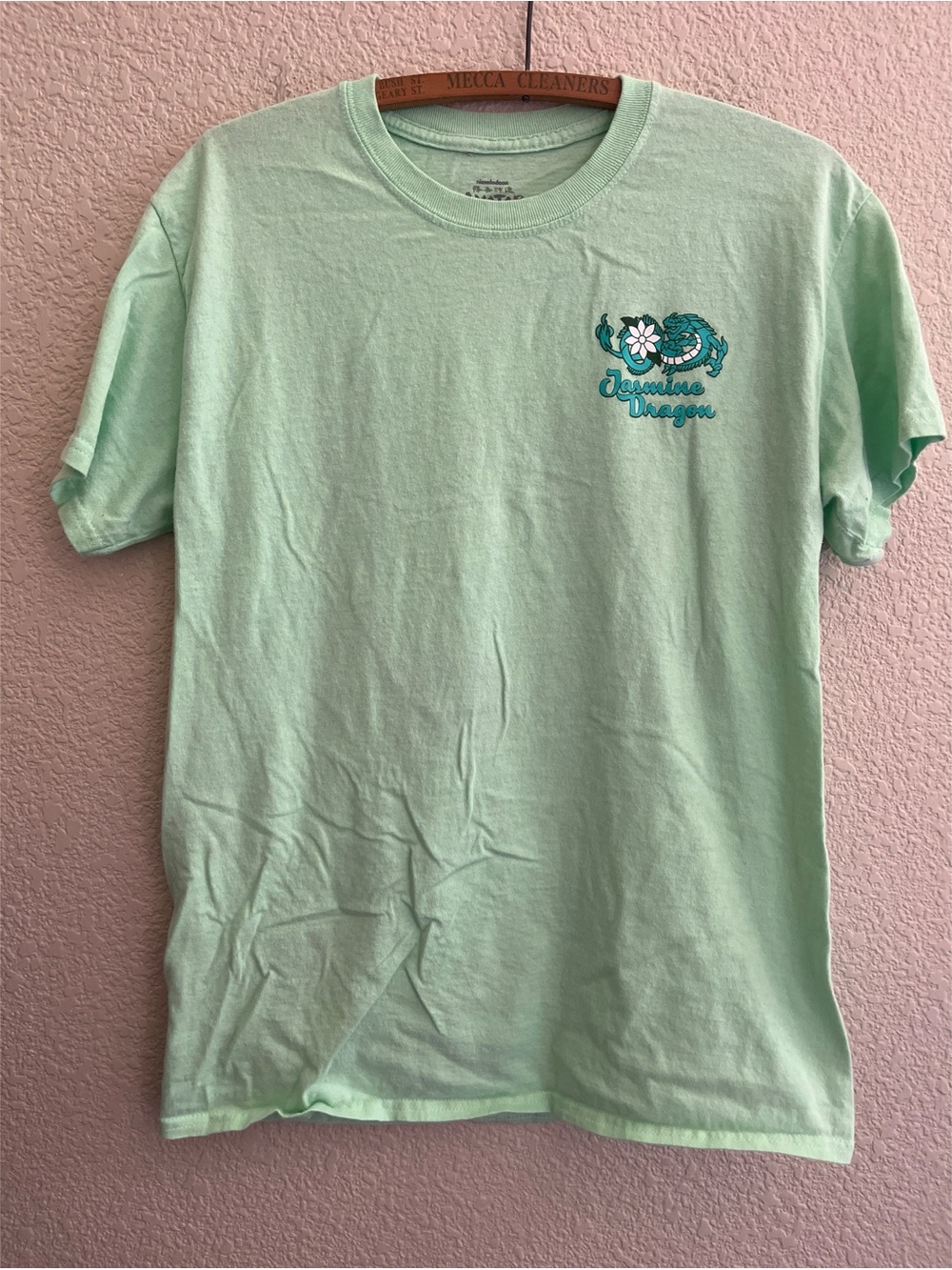 Avatar The Last Airbender Green Jasmine Dragon Tee Men’s Size Medium